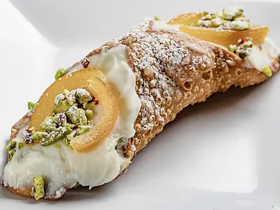 Cannolo tipico Piana degli Albanesi
