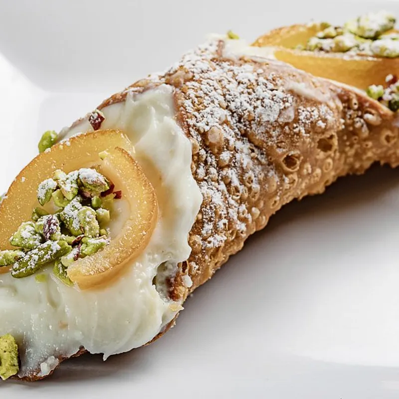 Cannolo tipico Piana degli Albanesi — foto 1