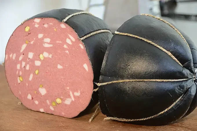 Mortadella di suino nero dei Nebrodi