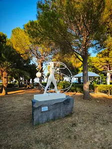 Monumento ad Annarita Sidoti — Gioiosa Marea