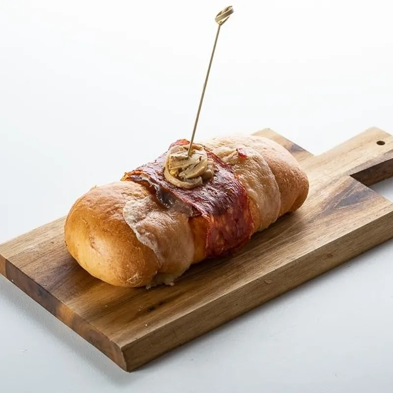Calzone salame piccante e funghi — foto 1