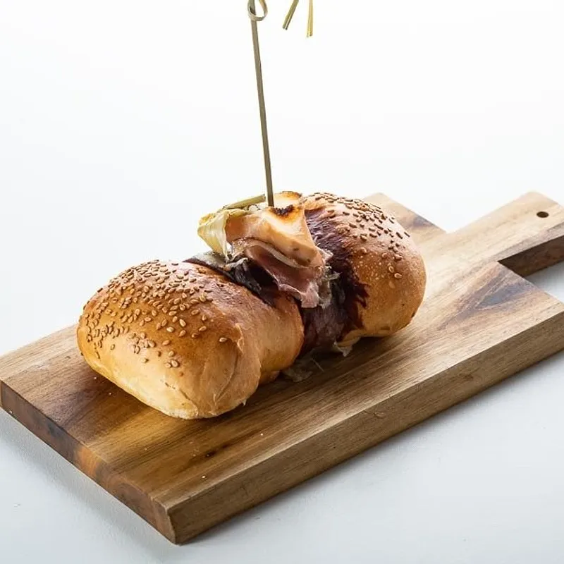 Calzone carciofi e speck — foto 1
