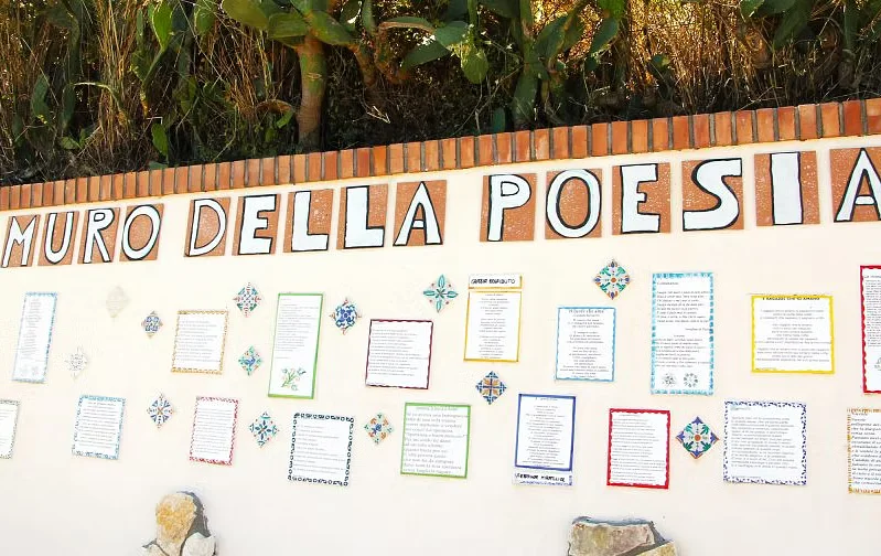 Il Muro della Poesia — San Fratello · Ttattà Go
