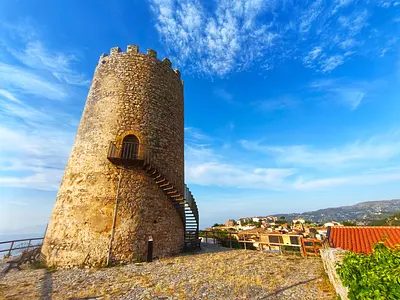 Torre saracena — Piraino